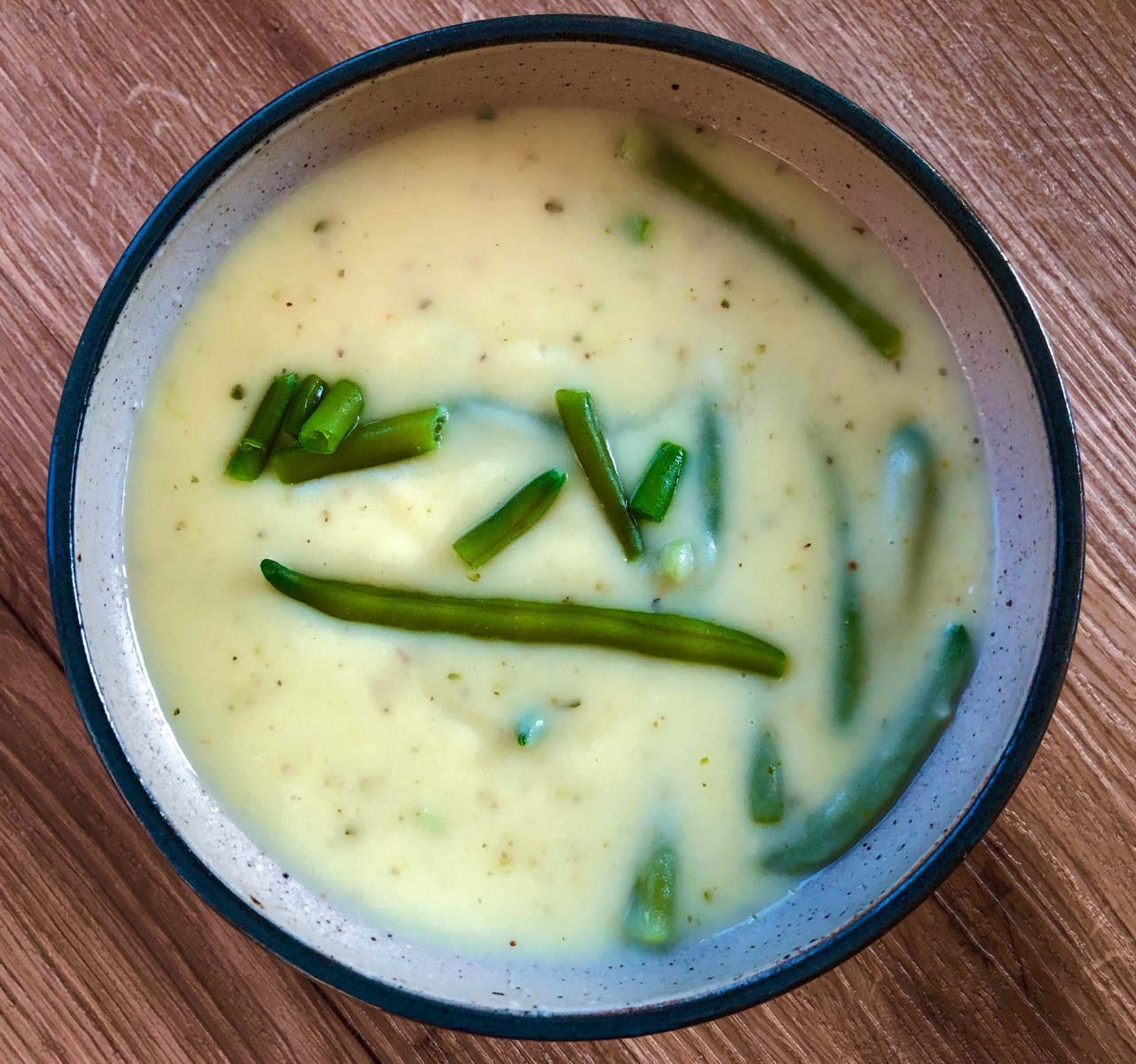Kartoffelsuppe mit grünen Bohnen