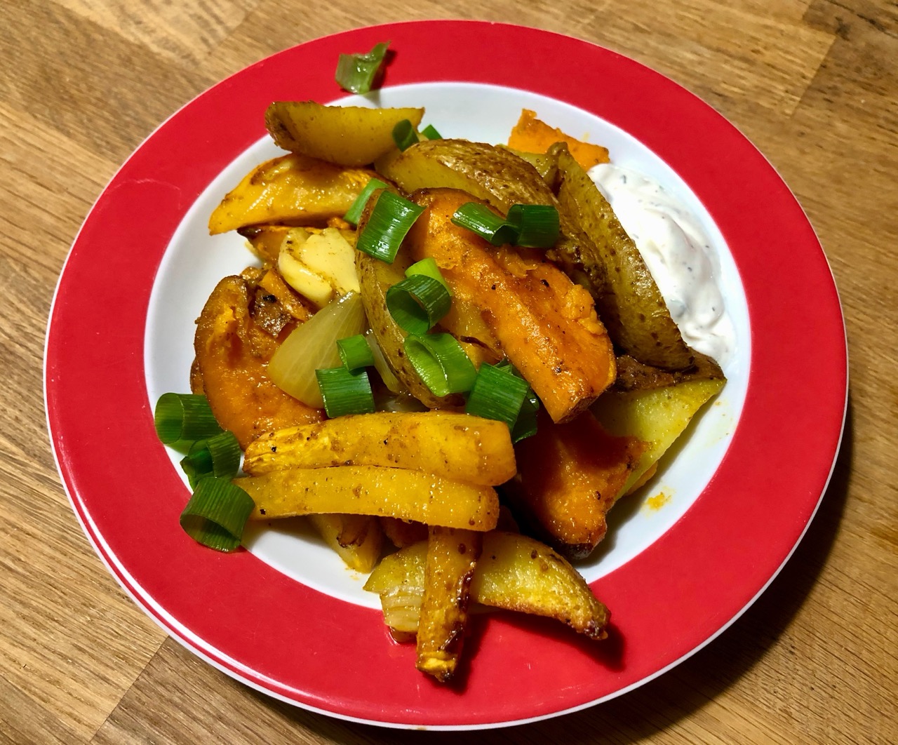 Ofengemüse und -kartoffeln