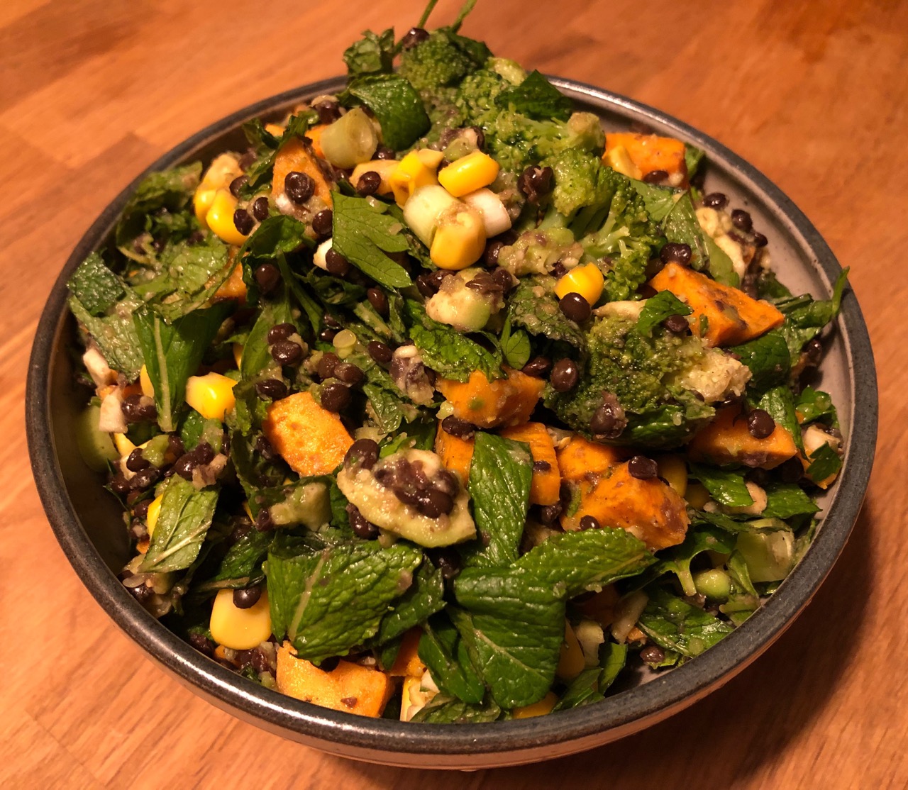 Süßkartoffel-Linsen-Salat